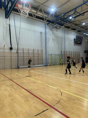 b41589f4-e7da-4064-8579-c68552e29b34