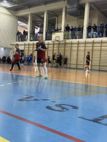 535ed448-bcd5-4eb0-8e9f-1d6156574c75