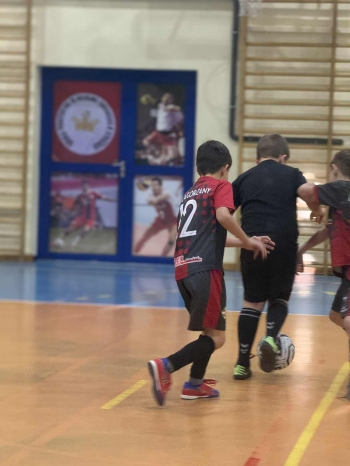 0c8869b6-3fbb-43a2-b791-0a17a272078a